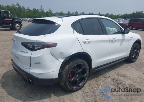 2024 Alfa Romeo Stelvio Veloce Awd из США, поврежденный, VIN ZASPAKBN0R7D72661